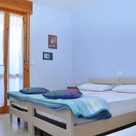 Cozy Flat In A With 3 Pools Apartman