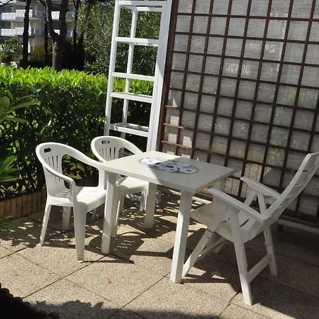 Апартаменты Cozy Flat In A With 3 Pools Бибионе